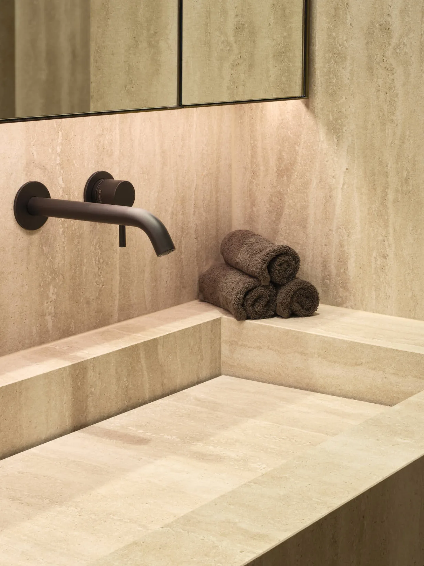 KOELKING WOBBE LUXURIOESE FERIENRESIDENZ by THOMAS WIUF SCHWARTZ 5793 JPG WEB