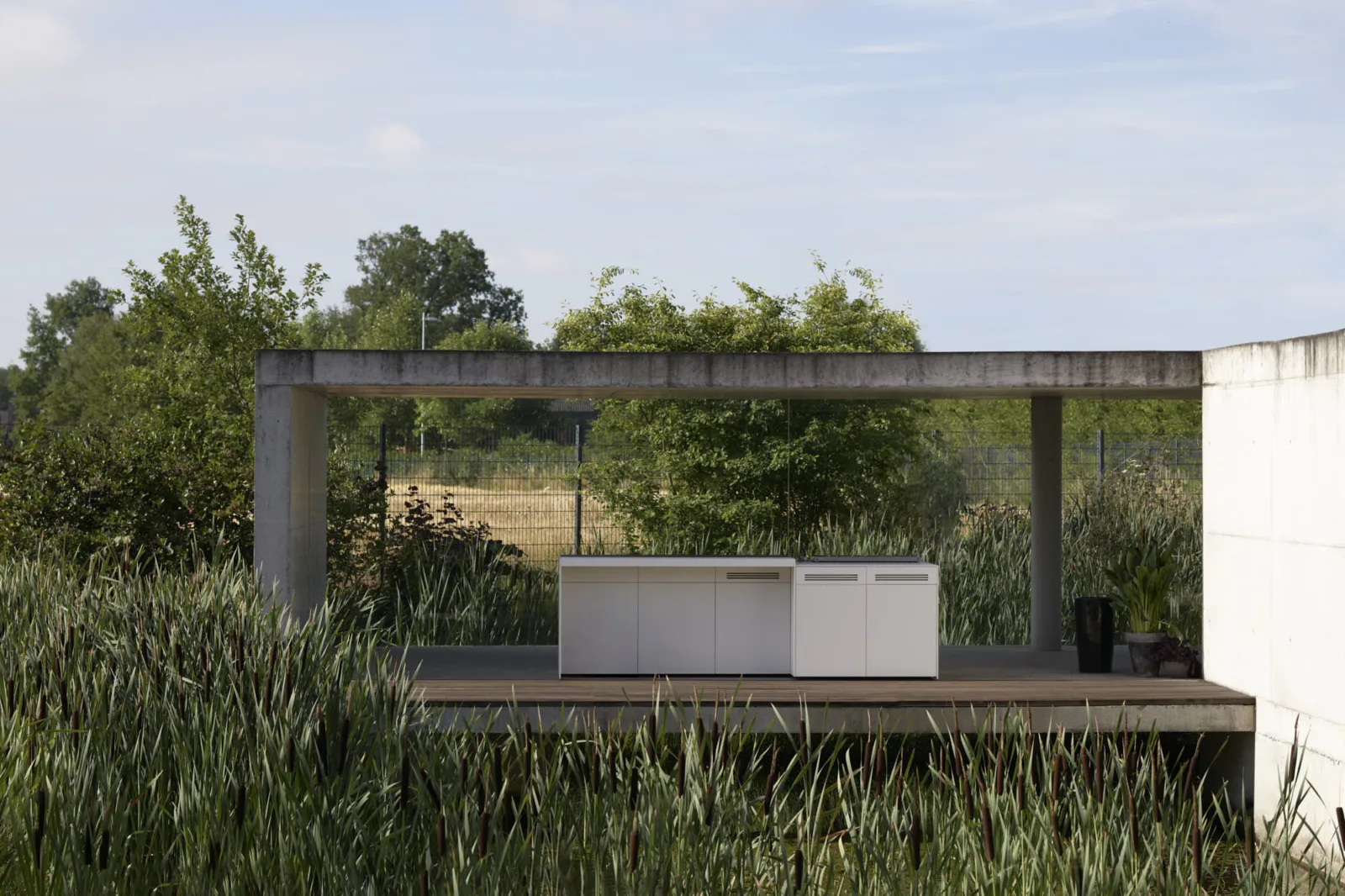 KOELKING WOBBE Outdoor Kueche by THOMAS WIUF SCHWARTZ 4563 JPG WEB