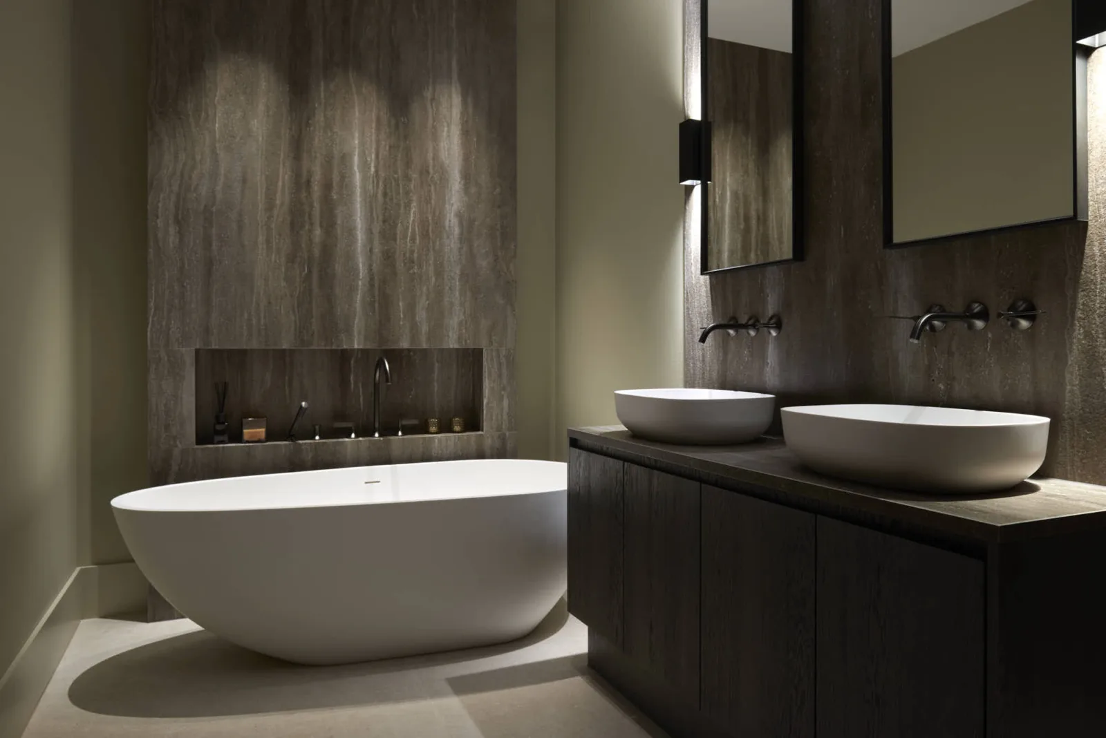 KOELKING WOBBE PENTHOUSE ARNHEIM BADEZIMMER by THOMAS WIUF SCHWARTZ 2233 JPG WEB